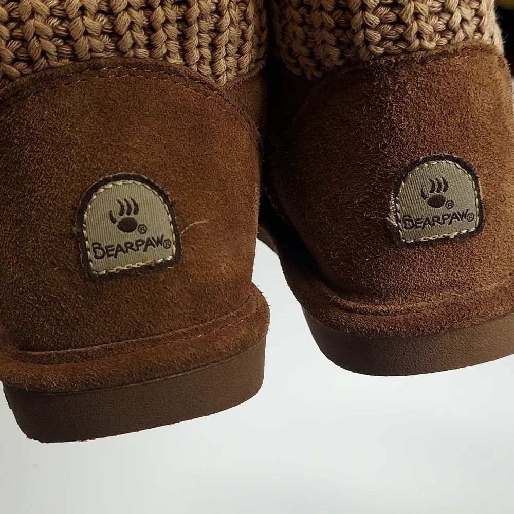 Bearpaw Boshie Hickory Youth Size 5